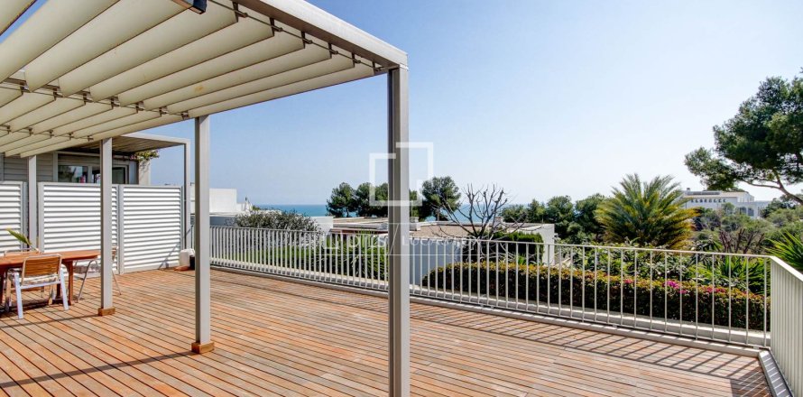 Apartamento de 5 dormitorios en venta en Sitges, Barcelona, Cataluña, Spain № 4333