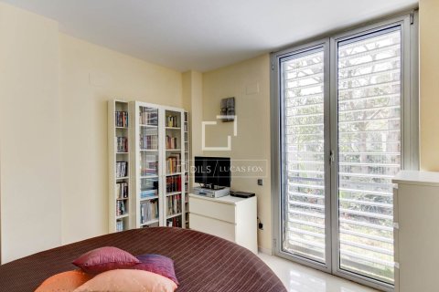 Apartamento de 5 dormitorios en venta en Sitges, Barcelona, Cataluña, Spain № 4333 - foto 13