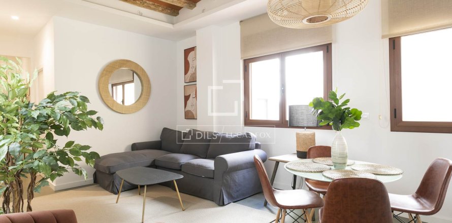 2 bedrooms apartment for sale in Barcelona, Catalonia, Spain № 6399
