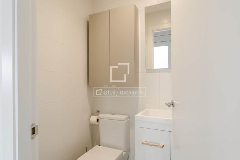 2 bedrooms apartment for sale in Barcelona, Catalonia, Spain № 6399 - photo 28