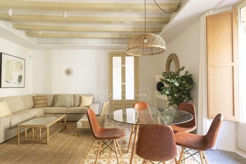 Apartamento de 3 dormitorios en venta en Barcelona, Cataluña, Spain № 6401 - foto 6