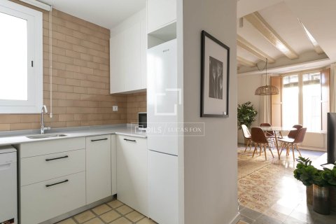 Apartamento de 3 dormitorios en venta en Barcelona, Cataluña, Spain № 6401 - foto 17