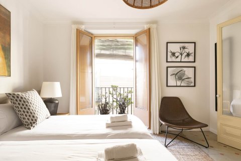 Apartamento de 3 dormitorios en venta en Barcelona, Cataluña, Spain № 6401 - foto 19