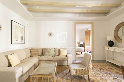 Apartamento de 3 dormitorios en venta en Barcelona, Cataluña, Spain № 6401 - foto 4