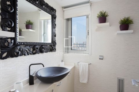Ático de 3 dormitorios en venta en Barcelona, Cataluña, Spain № 3936 - foto 25