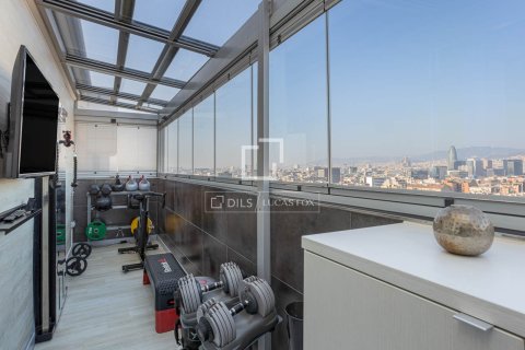 Ático de 3 dormitorios en venta en Barcelona, Cataluña, Spain № 3936 - foto 19