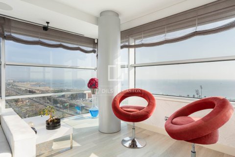 Ático de 3 dormitorios en venta en Barcelona, Cataluña, Spain № 3936 - foto 7