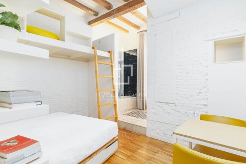 Apartamento de 2 dormitorios en venta en Barcelona, Cataluña, Spain № 3940 - foto 19