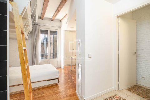 Apartamento de 2 dormitorios en venta en Barcelona, Cataluña, Spain № 3940 - foto 10