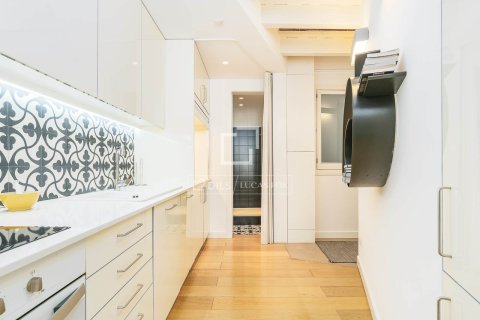 Apartamento de 1 dormitorio en venta en Barcelona, Cataluña, Spain № 3939 - foto 9