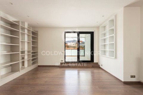 Ático de 4 dormitorios en venta en Barcelona, Cataluña, Spain № 5531 - foto 6