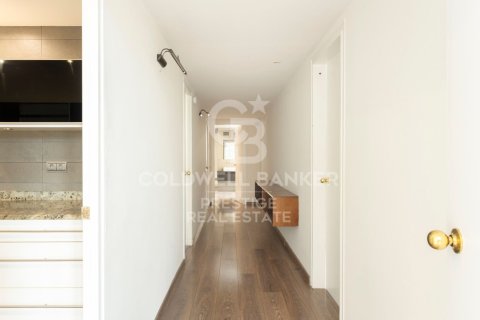 Ático de 4 dormitorios en venta en Barcelona, Cataluña, Spain № 5531 - foto 18