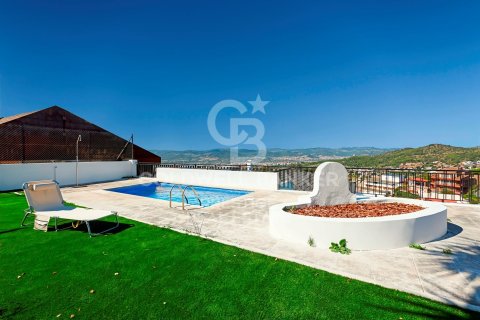 Сasa de 7 dormitorios en venta en Esplugues de Llobregat, Barcelona, Cataluña, Spain № 5526 - foto 2