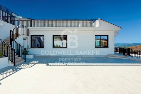 Сasa de 7 dormitorios en venta en Esplugues de Llobregat, Barcelona, Cataluña, Spain № 5526 - foto 8