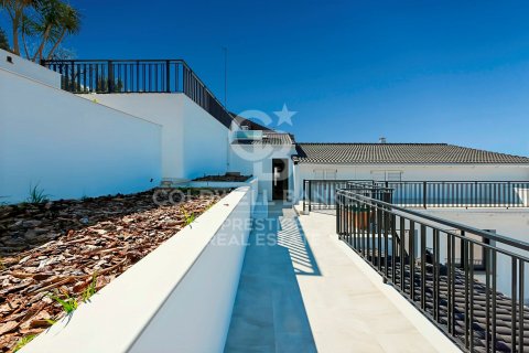 Сasa de 7 dormitorios en venta en Esplugues de Llobregat, Barcelona, Cataluña, Spain № 5526 - foto 5