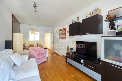 Купить квартиру в Барселона, Испания с 2 спальни, 78м², № 5530 - фото 4