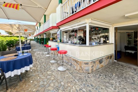Propiedad comercial de 1053 m² en venta en Llanca, Gerona, Cataluña, Spain № 5582 - foto 6