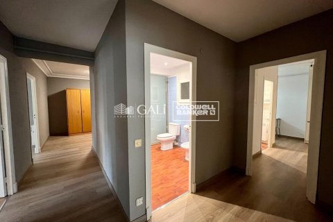 Купить квартиру в Андорра, Испания с 4 спальни, 127м², № 5585 - фото 29