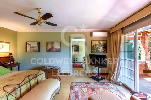 Сasa de 6 dormitorios en venta en Barcelona, Cataluña, Spain № 5584 - foto 18