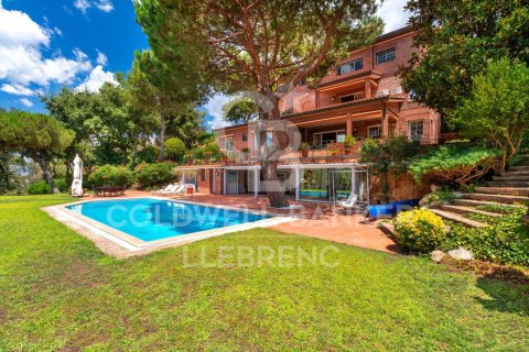 Сasa de 6 dormitorios en venta en Barcelona, Cataluña, Spain № 5584 - foto 2