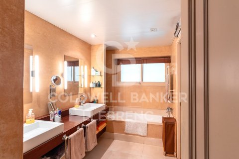 Сasa de 6 dormitorios en venta en Barcelona, Cataluña, Spain № 5584 - foto 26