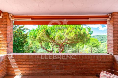 Сasa de 6 dormitorios en venta en Barcelona, Cataluña, Spain № 5584 - foto 23