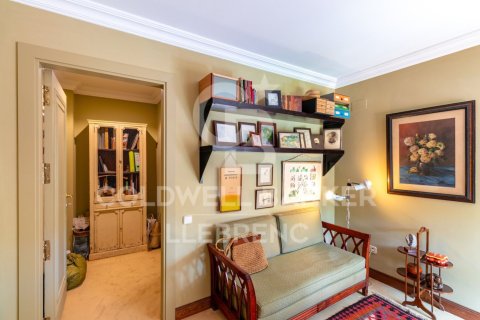 Сasa de 6 dormitorios en venta en Barcelona, Cataluña, Spain № 5584 - foto 21