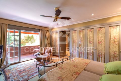 Сasa de 6 dormitorios en venta en Barcelona, Cataluña, Spain № 5584 - foto 22