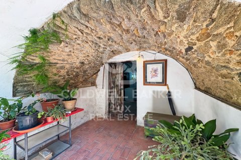 Сasa de 2 dormitorios en venta en Palau-saverdera, Gerona, Cataluña, Spain № 5587 - foto 2
