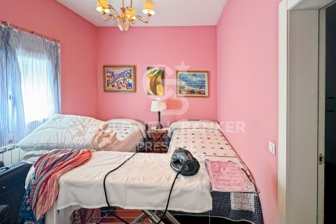 Apartamento de 4 dormitorios en venta en Barcelona, Cataluña, Spain № 5586 - foto 20