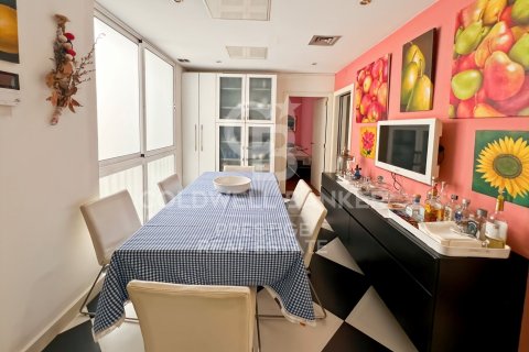 Apartamento de 4 dormitorios en venta en Barcelona, Cataluña, Spain № 5586 - foto 12