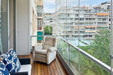 Apartamento de 4 dormitorios en venta en Barcelona, Cataluña, Spain № 5586 - foto 5