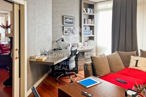 Apartamento de 4 dormitorios en venta en Barcelona, Cataluña, Spain № 5586 - foto 8