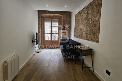 Apartamento de 2 dormitorios en venta en Barcelona, Cataluña, Spain № 5581 - foto 3