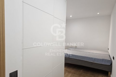 Apartamento de 2 dormitorios en venta en Barcelona, Cataluña, Spain № 5581 - foto 12