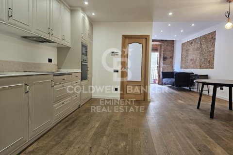 Apartamento de 2 dormitorios en venta en Barcelona, Cataluña, Spain № 5581 - foto 5