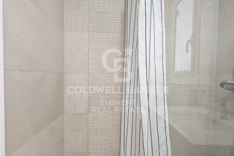 Apartamento de 2 dormitorios en venta en Barcelona, Cataluña, Spain № 5581 - foto 14