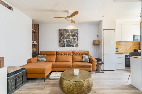 Купить квартиру в Барселона, Испания с 2 спальни, 69м², № 6558 - фото 21