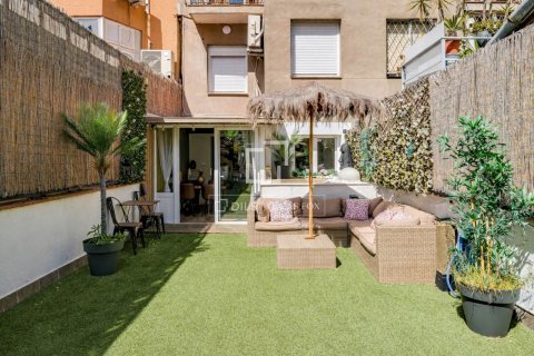 Купить квартиру в Барселона, Испания с 2 спальни, 69м², № 6558 - фото 9