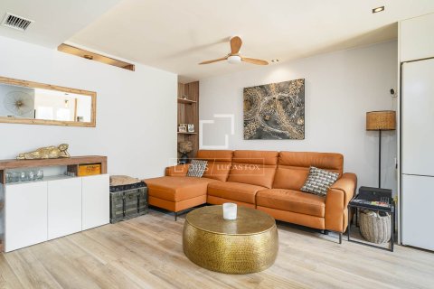 Купить квартиру в Барселона, Испания с 2 спальни, 69м², № 6558 - фото 19