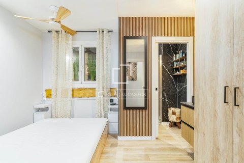 Купить квартиру в Барселона, Испания с 2 спальни, 69м², № 6558 - фото 22