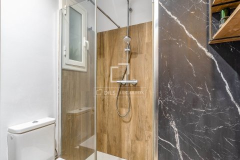Купить квартиру в Барселона, Испания с 2 спальни, 69м², № 6558 - фото 18