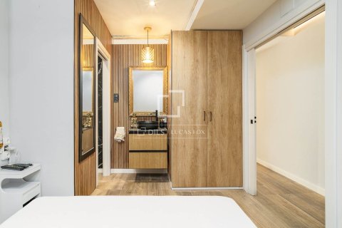 Купить квартиру в Барселона, Испания с 2 спальни, 69м², № 6558 - фото 24
