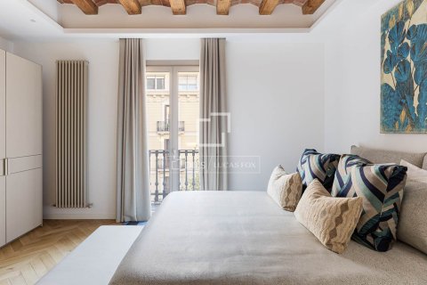 Купить квартиру в Барселона, Испания с 3 спальни, 183м², № 6553 - фото 13