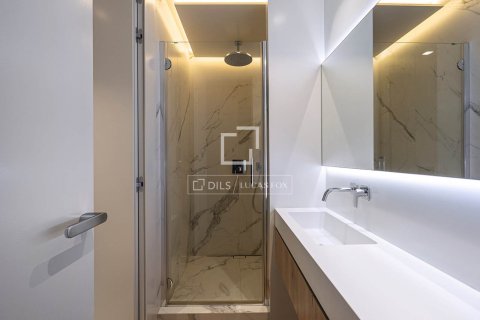 Купить квартиру в Барселона, Испания с 3 спальни, 183м², № 6553 - фото 21