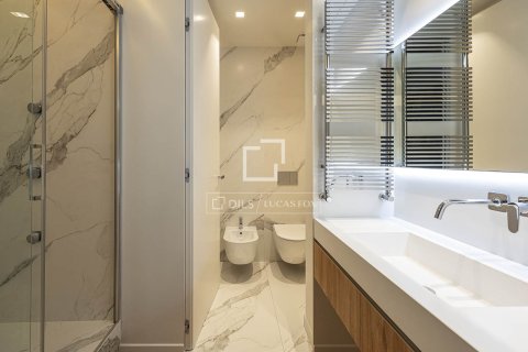 Купить квартиру в Барселона, Испания с 3 спальни, 183м², № 6553 - фото 15