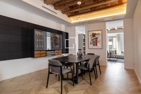 Купить квартиру в Барселона, Испания с 3 спальни, 183м², № 6553 - фото 6