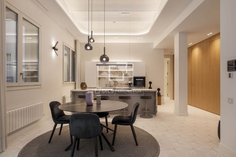 2 bedrooms apartment for sale in Barcelona, Catalonia, Spain № 6556 - photo 7