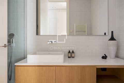 2 bedrooms apartment for sale in Barcelona, Catalonia, Spain № 6556 - photo 26