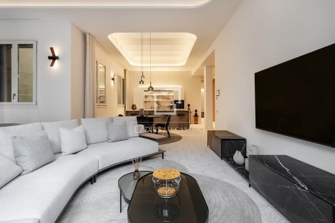 2 bedrooms apartment for sale in Barcelona, Catalonia, Spain № 6556 - photo 6